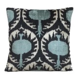 VELVET IKAT PILLOW COVER BLACK BLUE Q3